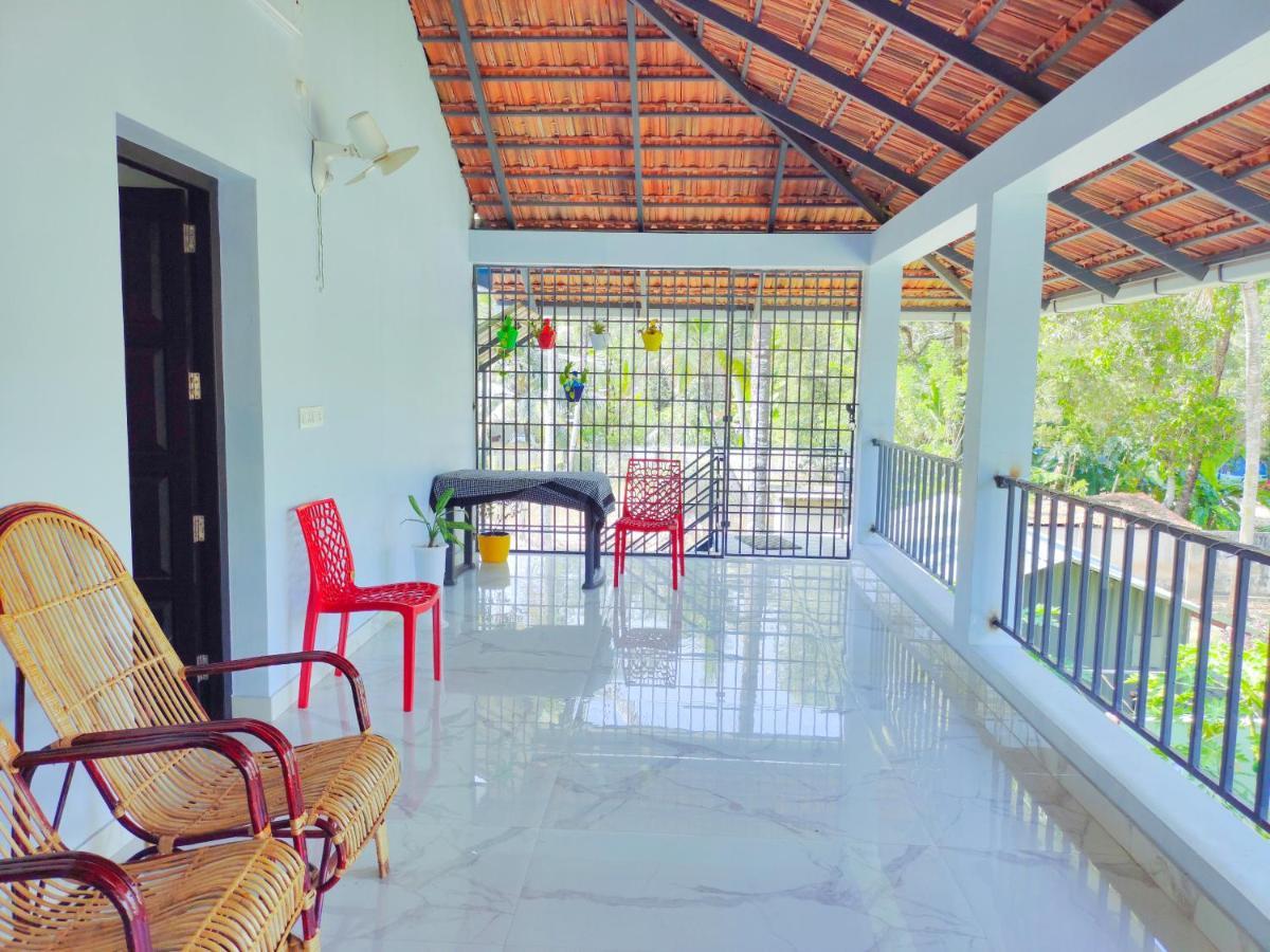 Malhar Marari Homestay Mararikulam Eksteriør billede